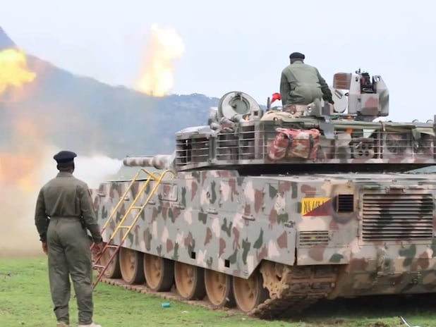 Çin Nijerya ile askeri ilişkilerini geliştiriyor