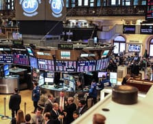 Trump'ın gümrük vergileri ters tepti: 3 trilyon dolar buhar oldu