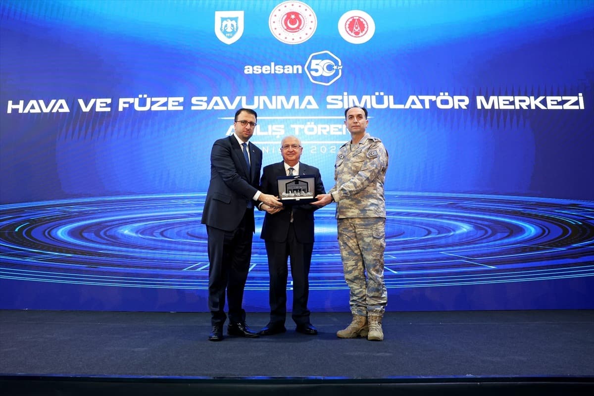 Milli Savunma Bakanı Güler, Hava ve Füze Savunma Simülatör Merkezi Açılış Töreni'ne katıldı
