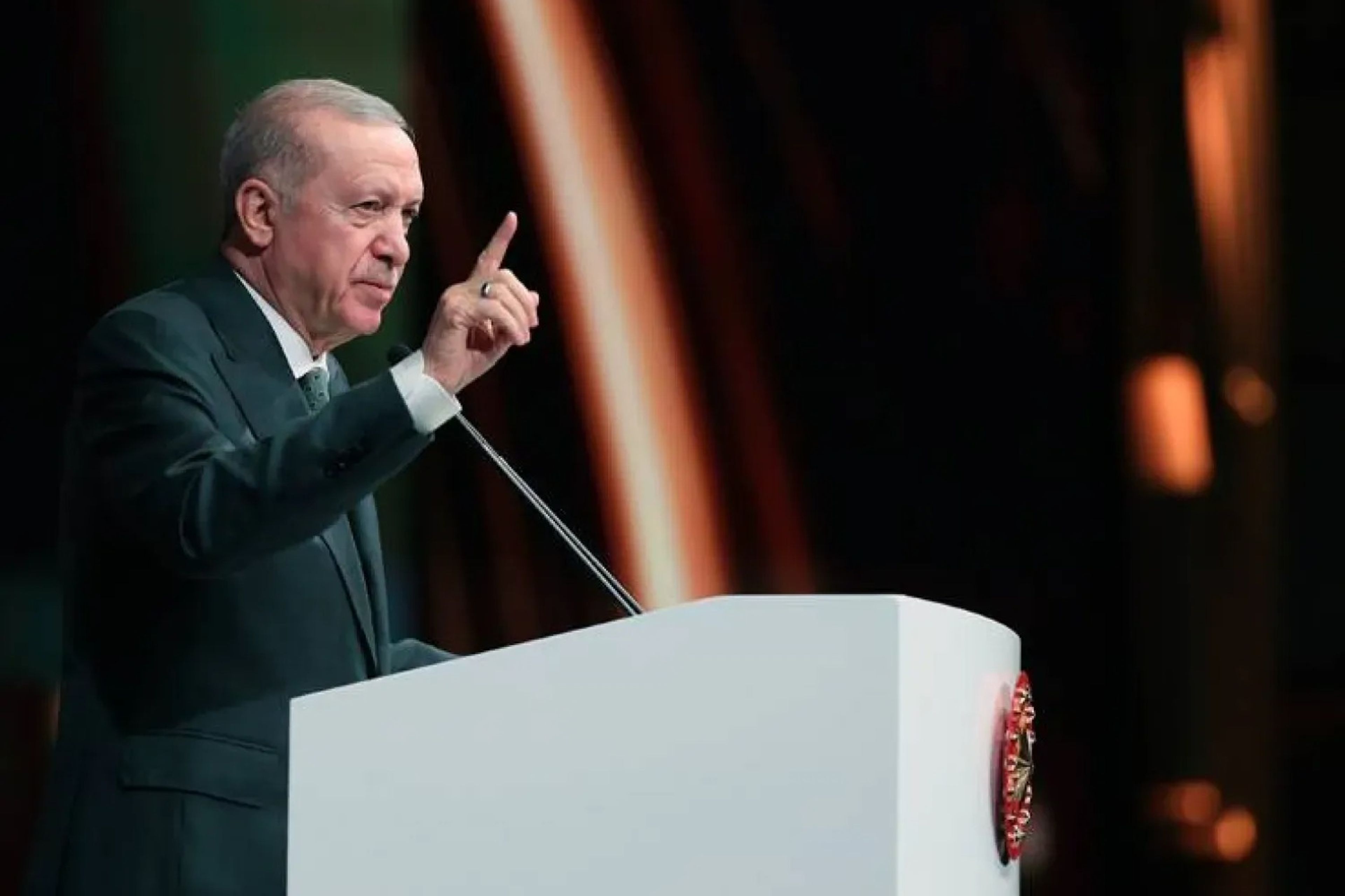 Arab News: Türkiye bölgesel dengeleri yeniden şekillendiriyor!