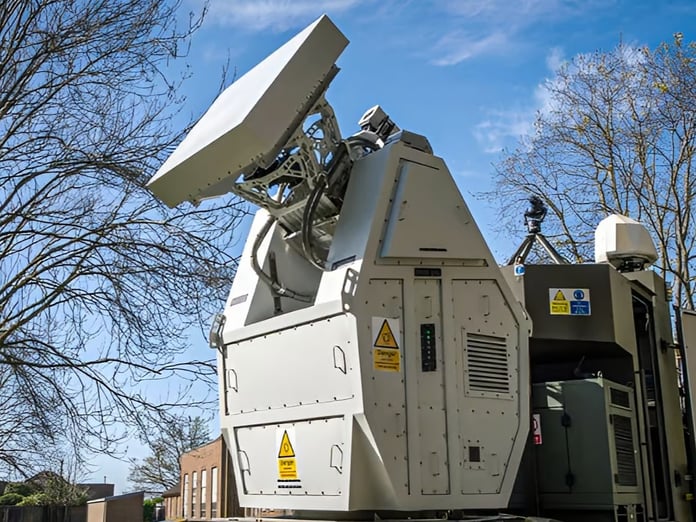 İngiltere İHA sürülerine karşı yeni silahını test etti