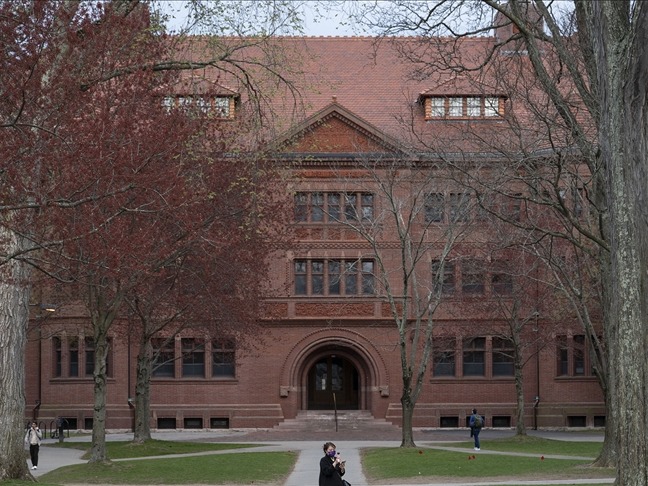 Harvard Üniversitesi Trump yönetimine dava açtı