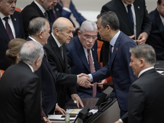 MHP Genel Başkanı, Özgür Özel'e tek cümle ile tepki gösterdi