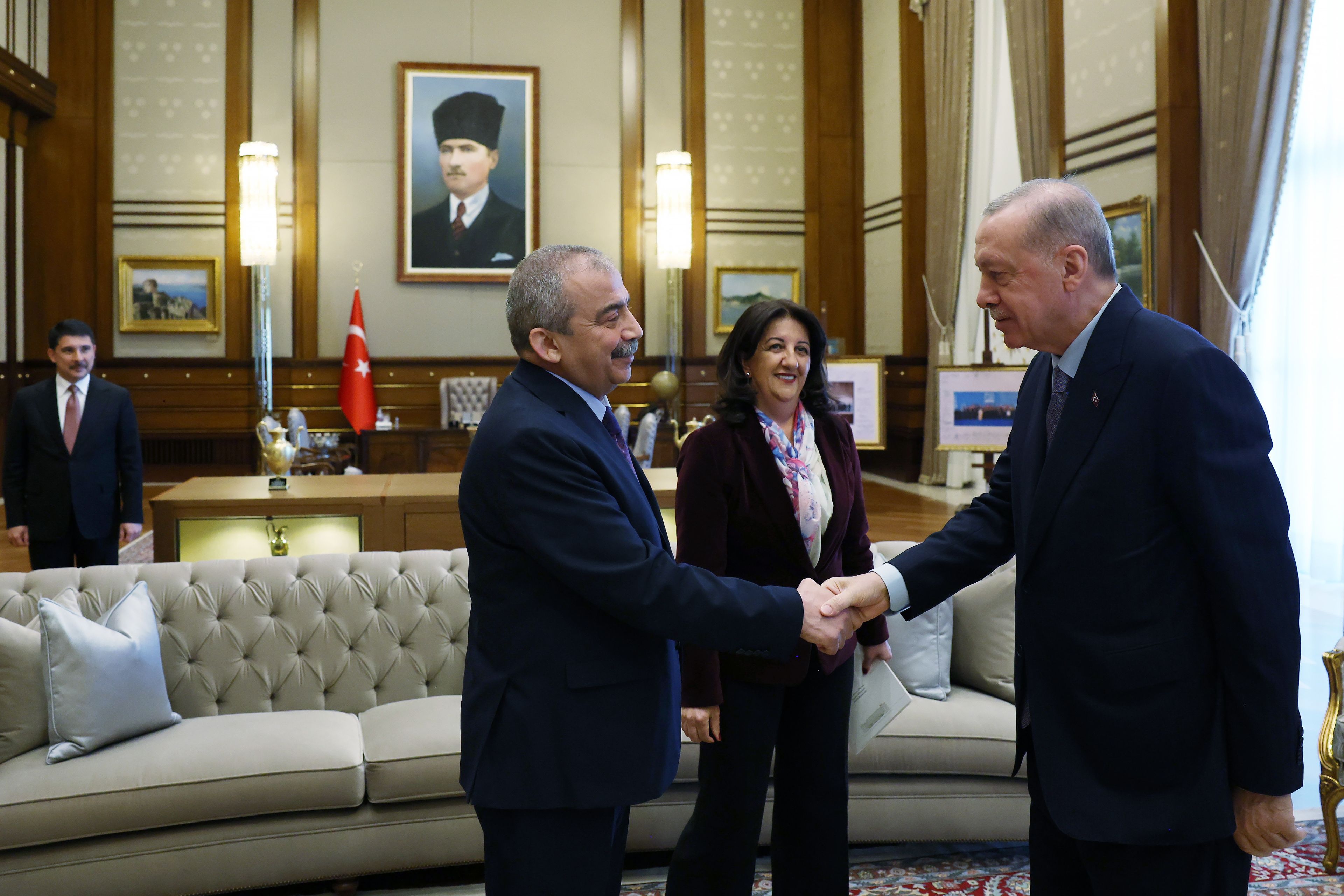 Cumhurbaşkanı Erdoğan Sırrı Süreyya Önder'in tedavi süreci hakkında bilgi aldı