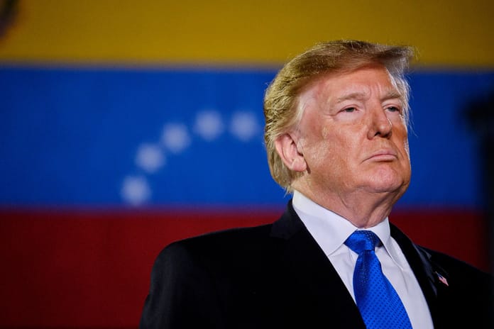 Trump yönetimi Venezuela'dan petrol ve gaz tedarik eden ülkelere yaptırım uygulayacak