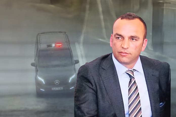 Gözaltındaki iş adamı savcının çakarlı aracını kullanmış