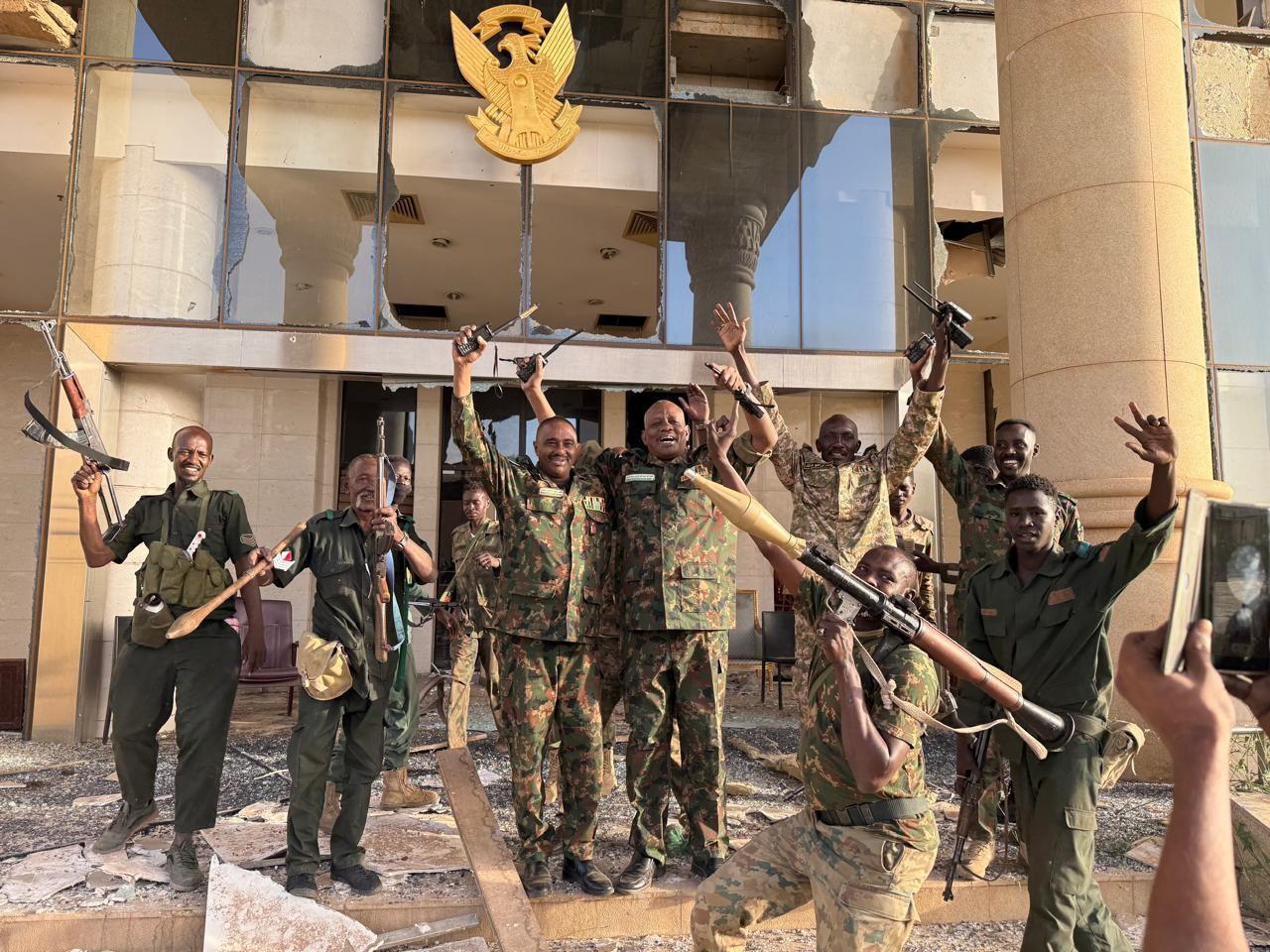 Sudan ordusu Hartum’da kritik noktalarda kontrolü sağladı