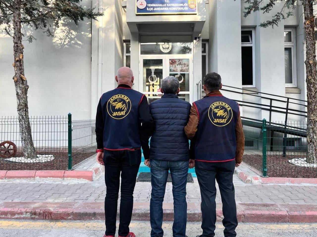 MİT tırları davasında aranan FETÖ'cü yakalandı