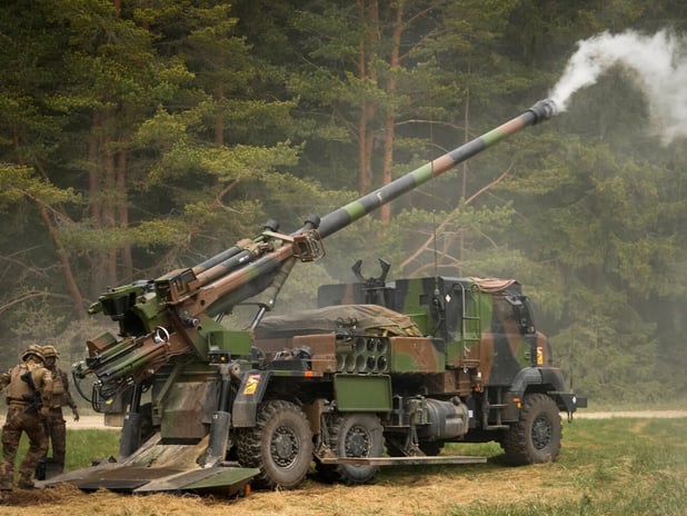 Hırvatistan, Fransa'dan 2025 yılı sonuna kadar 30 adet Fransız CAESAR obüsü alacak