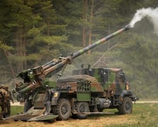 Hırvatistan, Fransa'dan 2025 yılı sonuna kadar 30 adet Fransız CAESAR obüsü alacak