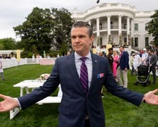 Trump'ın Pete Hegseth'i kovacağı iddia edildi