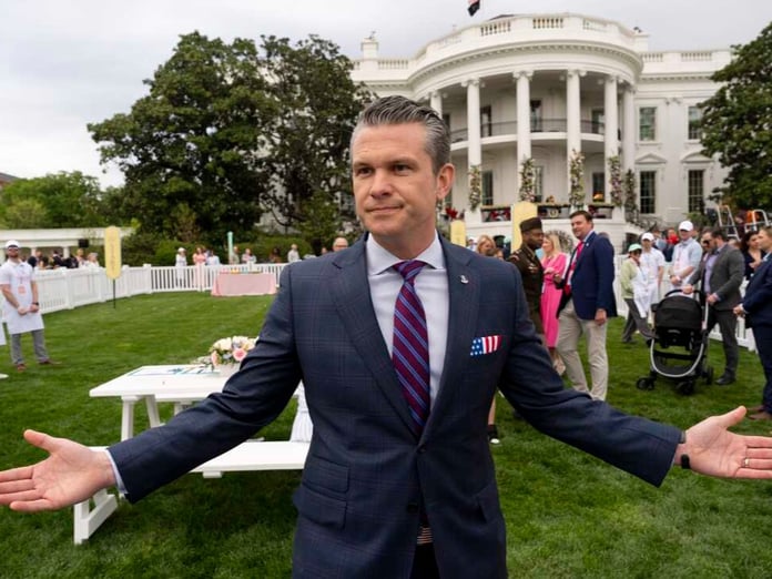 Trump'ın Pete Hegseth'i kovacağı iddia edildi