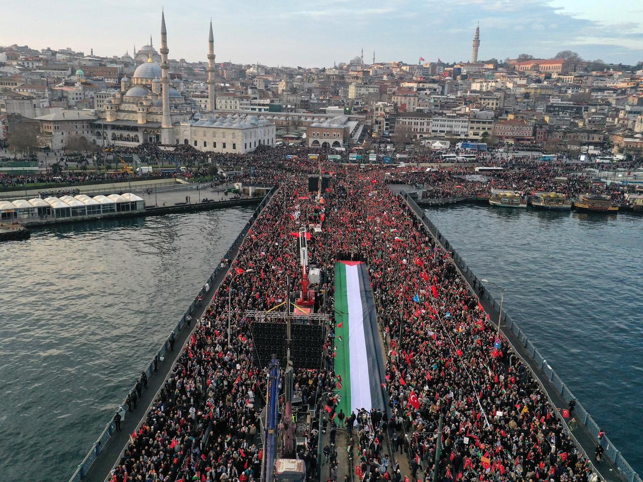 13 ülke Filistin için İstanbul'da toplanacak