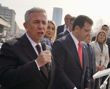 Yavaş'tan İmamoğlu'na Destek: "Adaylığımı Askıya Alıyorum"