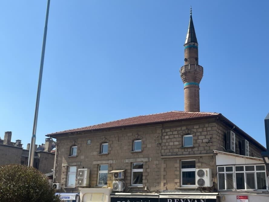 74 yıldır yanlış olan Kıble düzeltildi