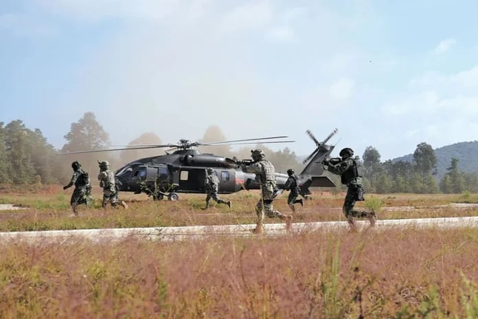 Çin 2027 yılına kadar ordusunu modernize etmeyi amaçlıyor