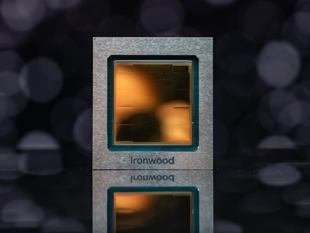 Google, şimdiye kadarki en güçlü yapay zeka işlemcisi Ironwood'u tanıttı