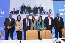 Teröristbaşının silah bırakma çağrısı dünya basınında geniş yer buldu