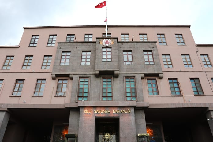 Kuvvet Komutanları ve MSB'den Özgür Özel'e tazminat davası