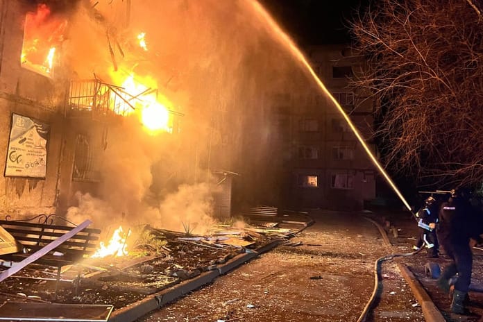 Rusya, Ukrayna'nın Dobropillya kentine saldırı düzenledi