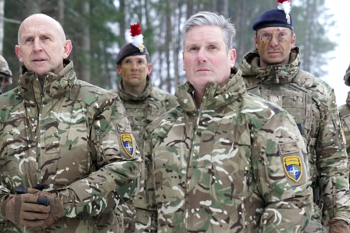 İngiltere, ABD ve Fransa'ya bağımlılığını azaltmak için silah üretimini arttırmaya hazırlanıyor