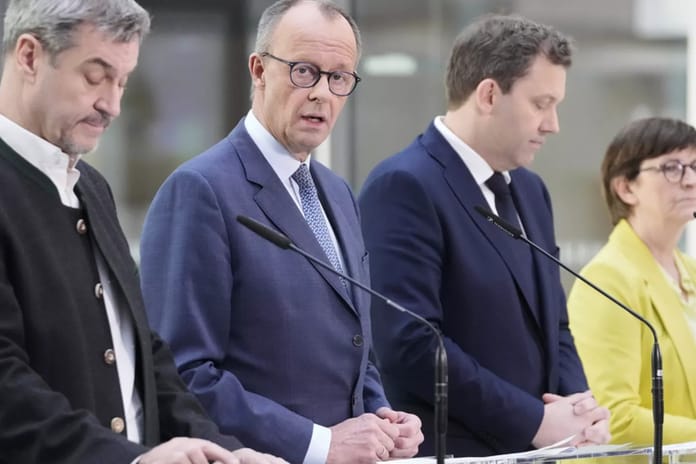 Almanya'da koalisyon hükümetinin kurulması için görüşmeler başladı