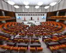 Yeni haftada mecliste hangi başlıklar gündemde olacak?