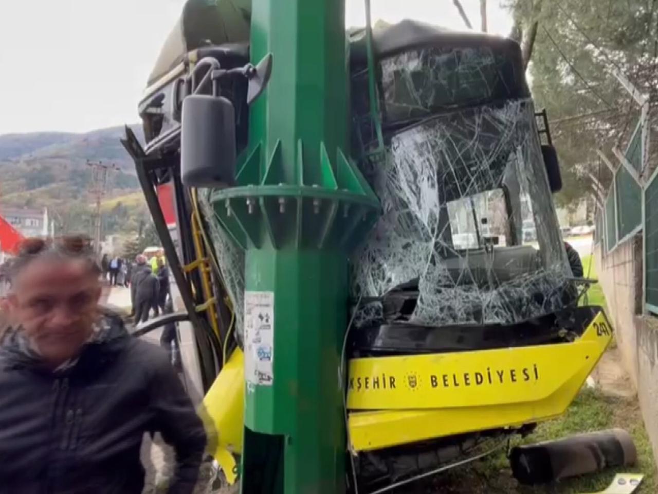 Otobüsün freni patladı facianın eşiğinden dönüldü