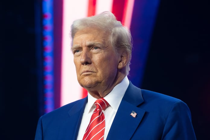 Trump'tan Tesla'ya saldıranlara uyarı