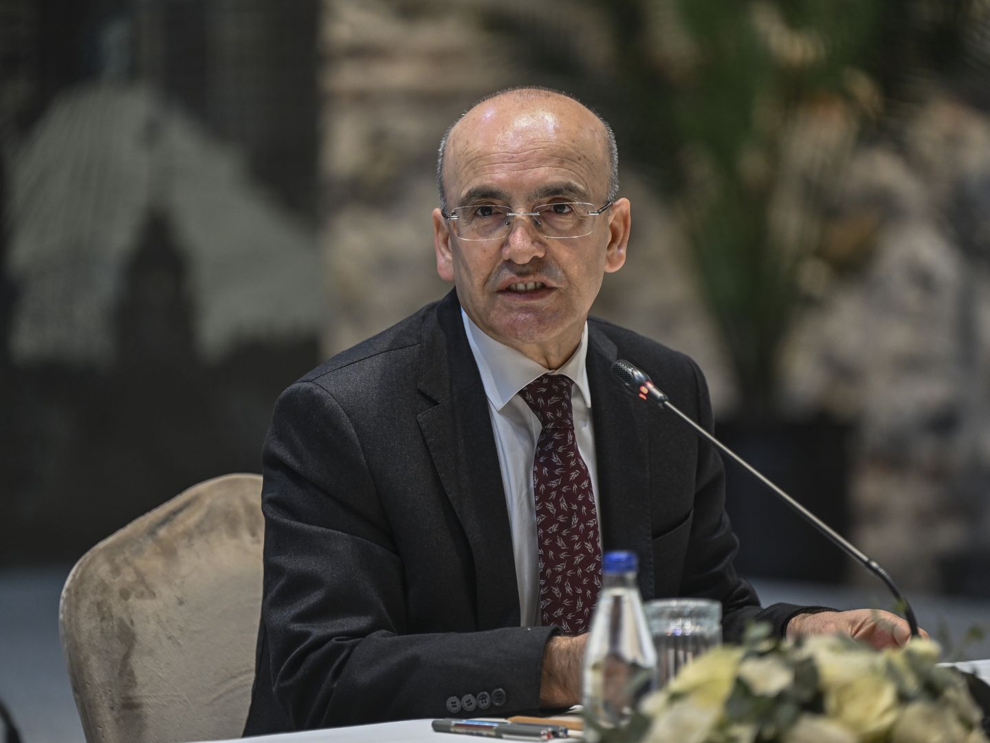 Hazine ve Maliye Bakanı Mehmet Şimşek TCMB'nin NDF hamlesine destek verdi