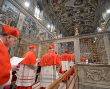 Yeni Papa'nın seçilmesi için süreç nasıl işleyecek?