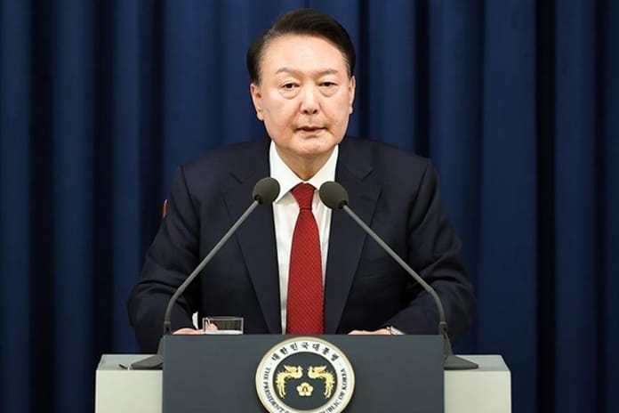 Güney Kore'de azledilen eski Cumhurbaşkanı Yoon'un tutukluluğu sona erdi 