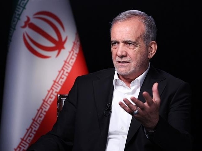 İran ABD'nin nükleer müzakere çağrısını bir kez daha reddetti