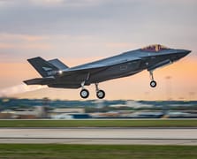 Norveç sipariş edilen tüm F-35 savaş uçaklarını teslim aldı