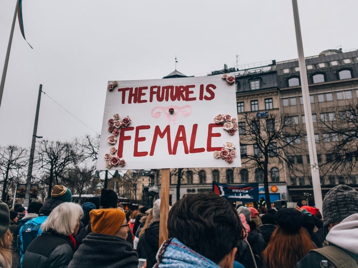 Birleşik Krallık Yüksek Mahkemesi’nden önemli cinsiyet tanımı kararı