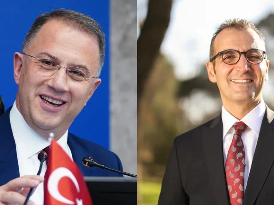 2 ilçe belediye başkanı gözaltında