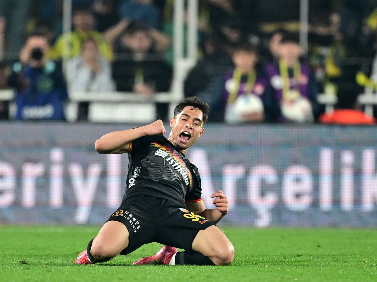 Talha Sarıarslan'dan kritik gol ve idol açıklaması 