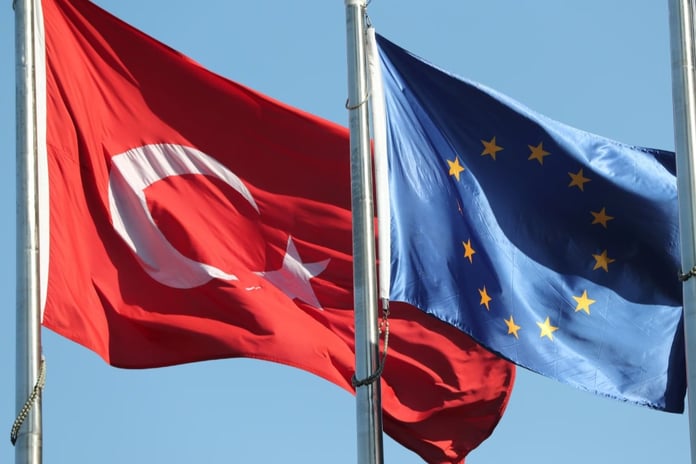 Avrupa’dan Türkiye vurgusu: Onlar dünyada aktif rol oynarken, biz uyuyoruz