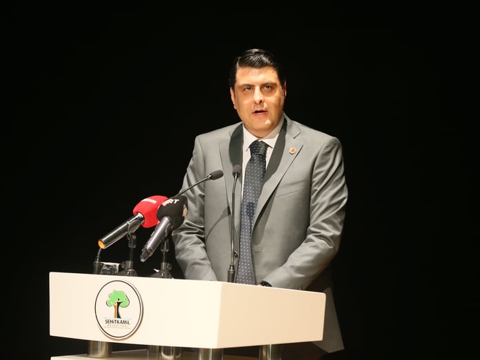 Şehitkamil Belediye Başkanı Umut Yılmaz partiden istifa ettiğini açıkladı