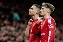 Manchester United yarı final biletini 8 dakikada 3 golle aldı