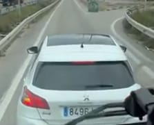 Tır sürücüsü hırsızlık anını çaresizce kaydetti