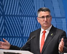 İsrail Dışişleri Bakanı'na Londra'da tutuklama girişimi