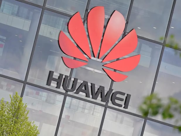 ABD yaptırımlarının vurduğu Huawei gelir rekoru kırdı