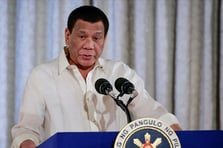 İnsanlığa karşı suçlardan yakalama emri olan Duterte tutuklandı