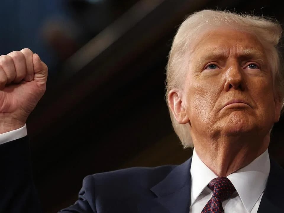 Trump yine Grönland'ı tehdit etti!