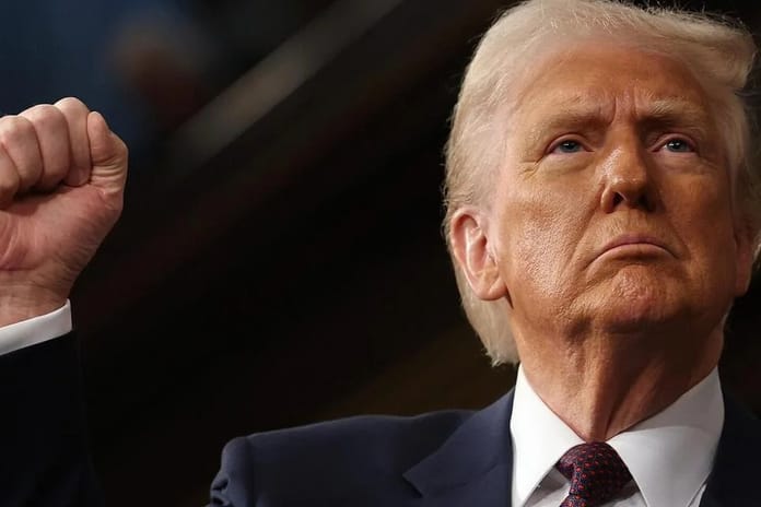 Trump'tan Grönland'ı ilhak açıklaması