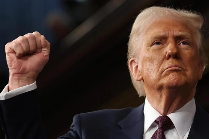 Trump'tan Grönland'ı ilhak açıklaması