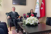 Siyasi partiler arası bayramlaşma: MHP ve DEM Parti ilk kez bayramlaştı