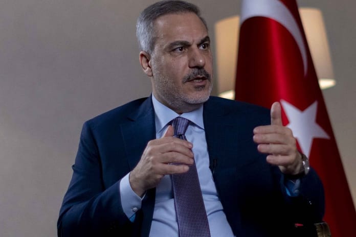 Dışişleri Bakanı Hakan Fidan'dan net mesaj: PKK/YPG kendini feshetmeli
