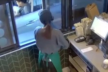 Üzerine sıcak çay döküldü 50 milyon dolarlık tazminat kazandı